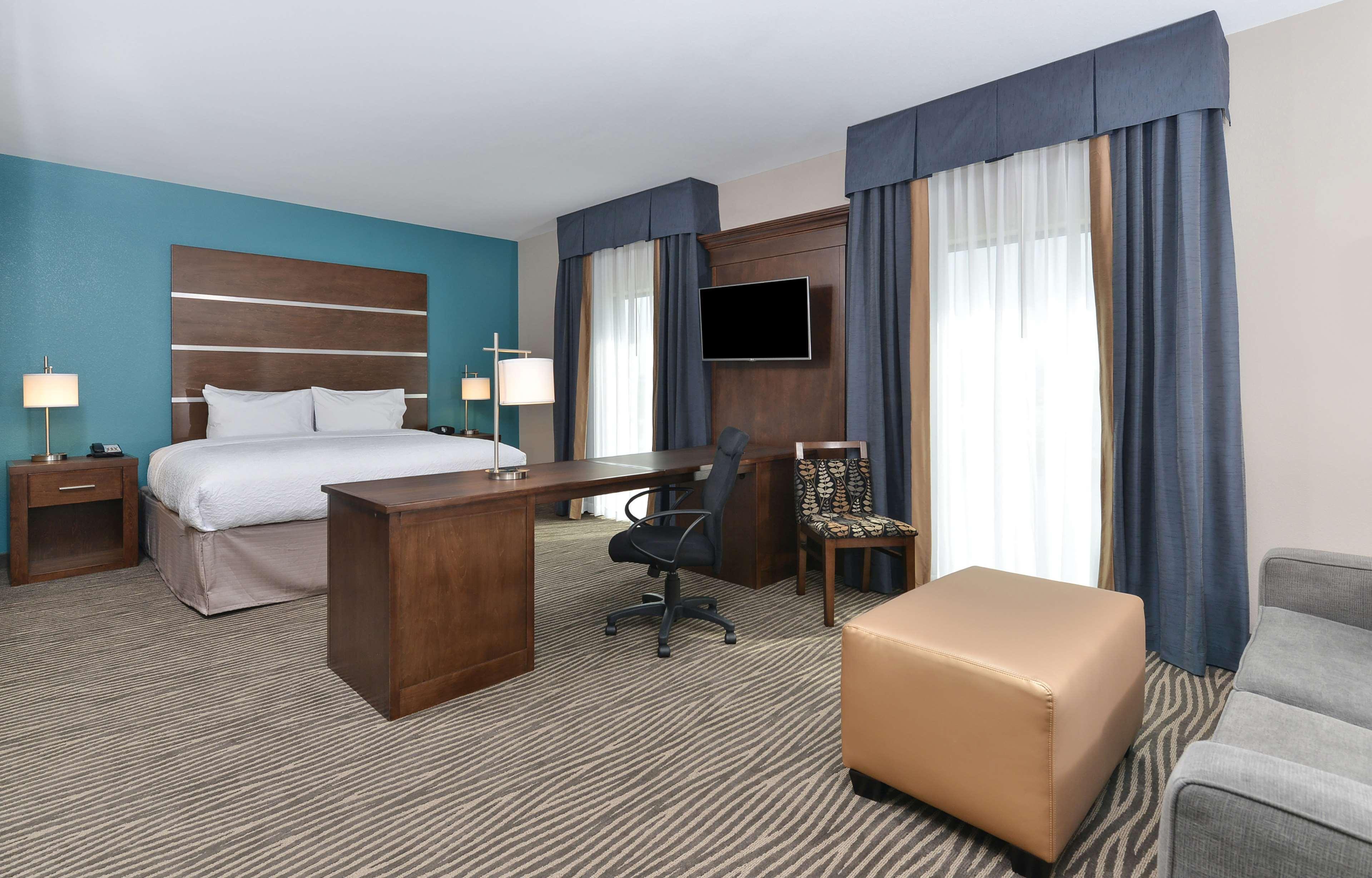 Hampton Inn & Suites Des Moines Downtown מראה חיצוני תמונה