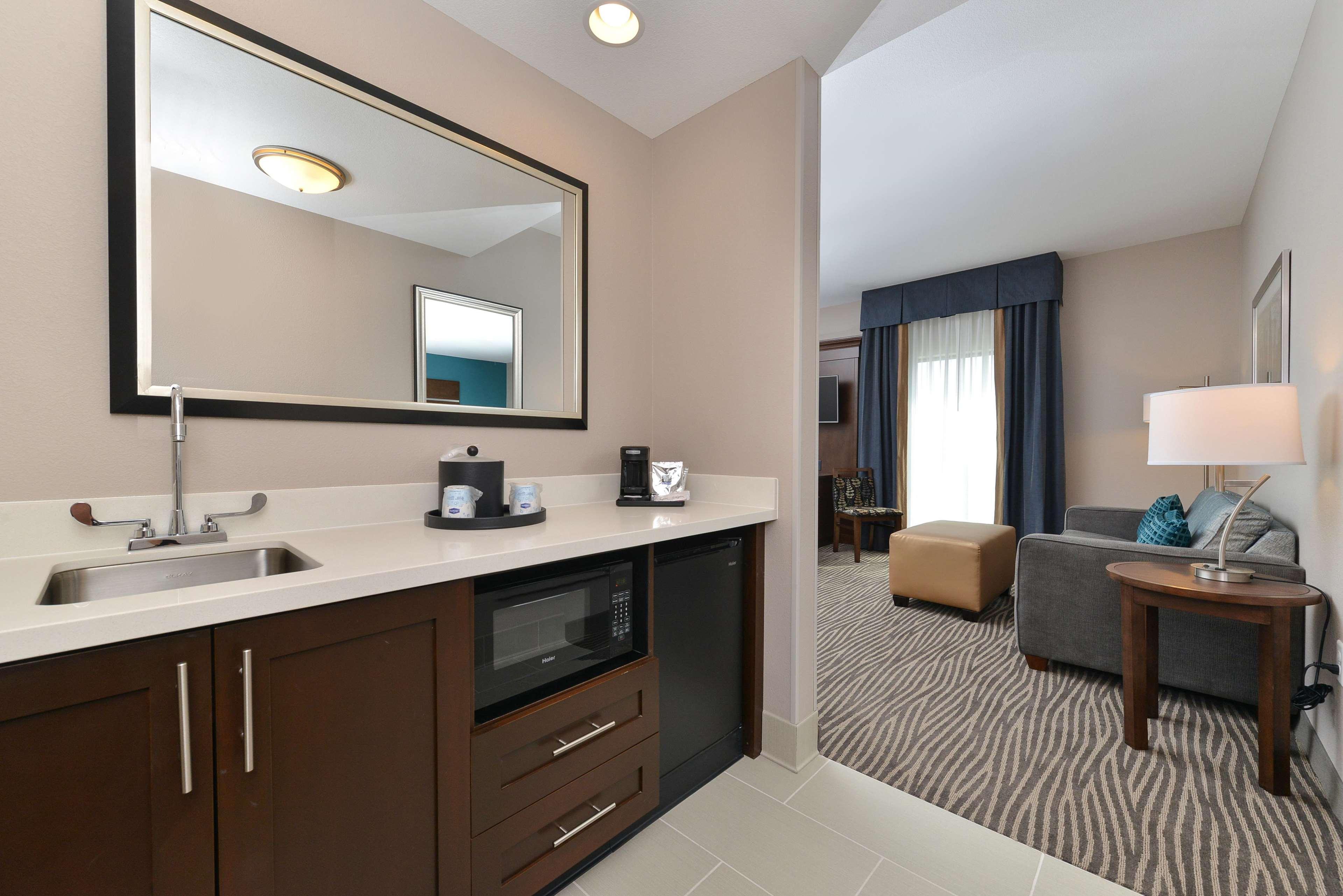 Hampton Inn & Suites Des Moines Downtown מראה חיצוני תמונה