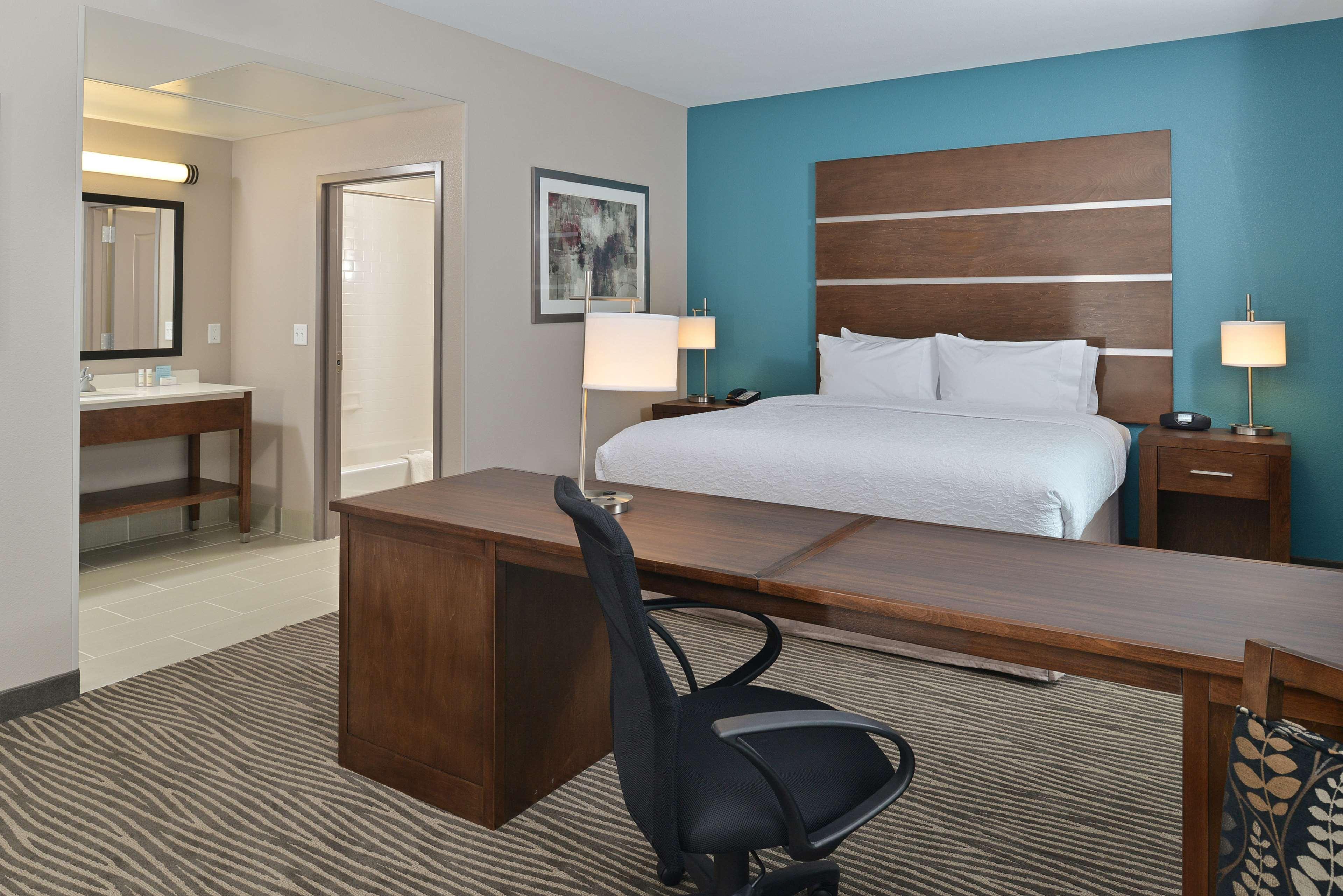 Hampton Inn & Suites Des Moines Downtown מראה חיצוני תמונה