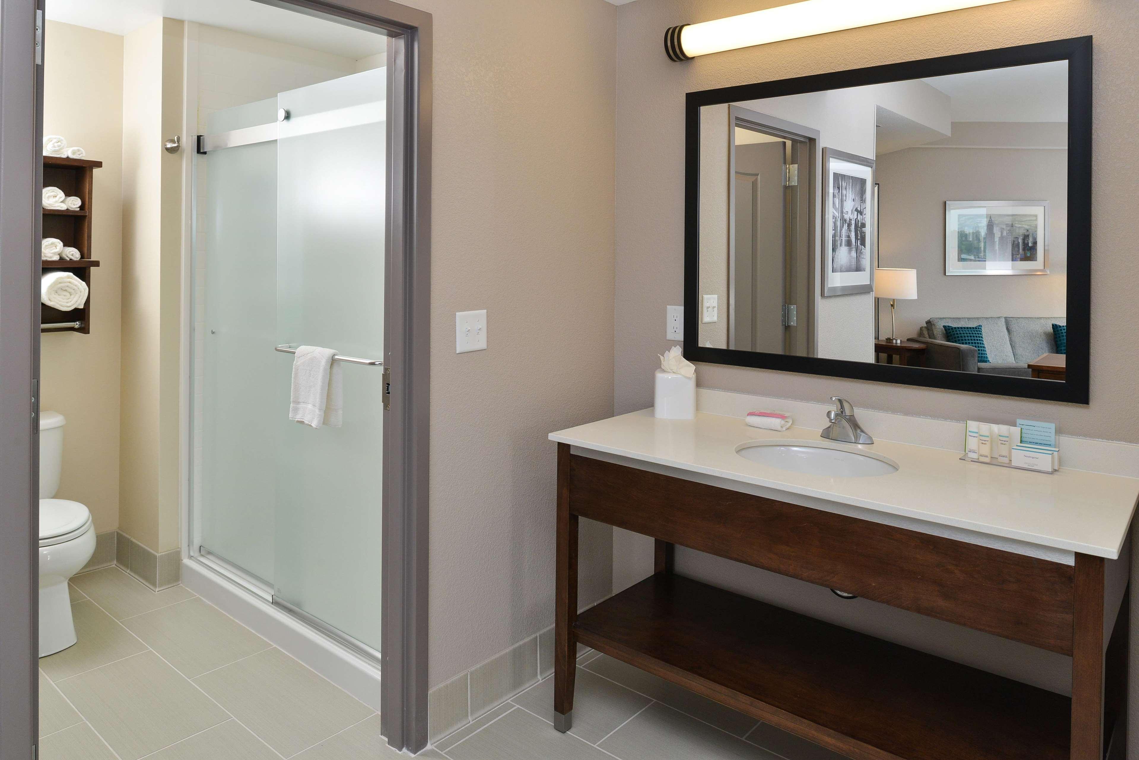 Hampton Inn & Suites Des Moines Downtown מראה חיצוני תמונה