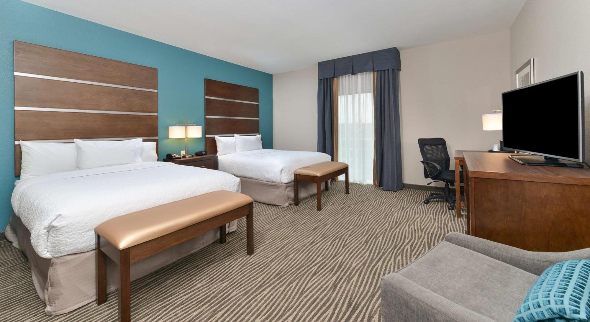 Hampton Inn & Suites Des Moines Downtown מראה חיצוני תמונה